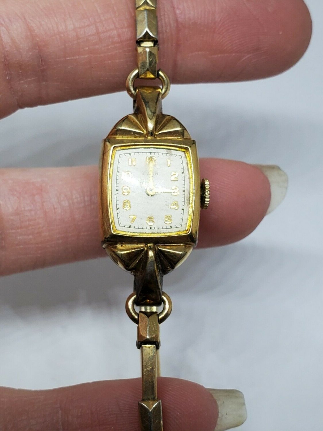 Vintage 1950s Elgin Ladies watch 10K RGP Bezel