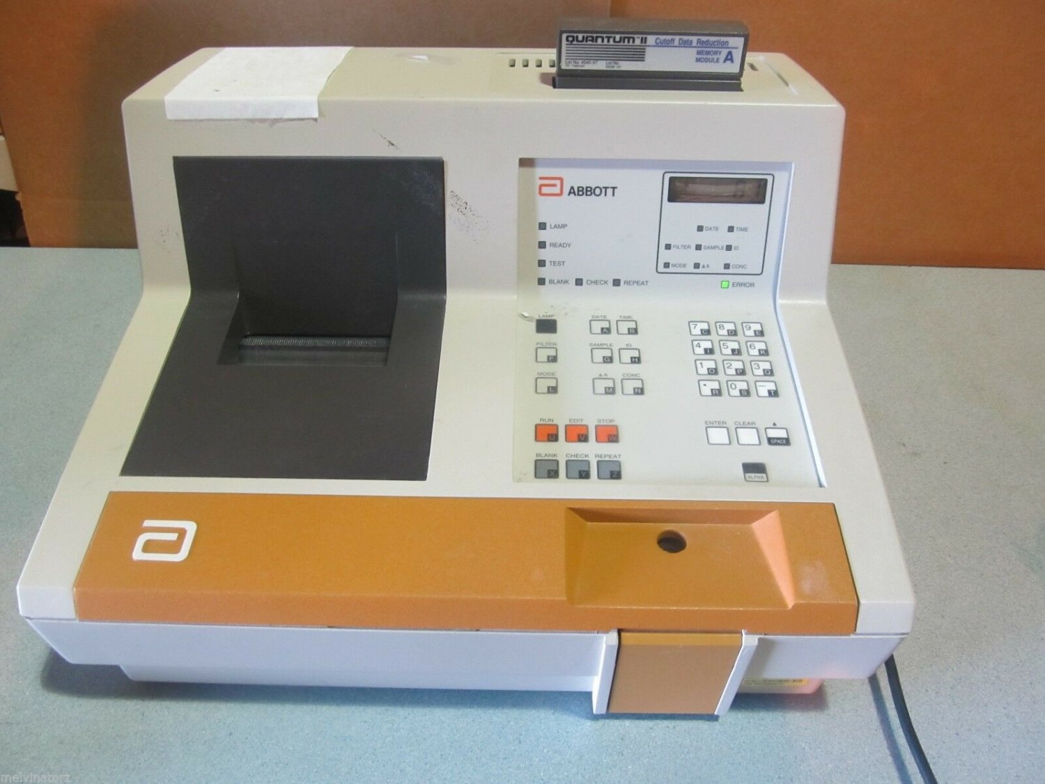 ABBOTT QUANTUM II DUAL-WAVELENGTH ANALYZER 100-240V