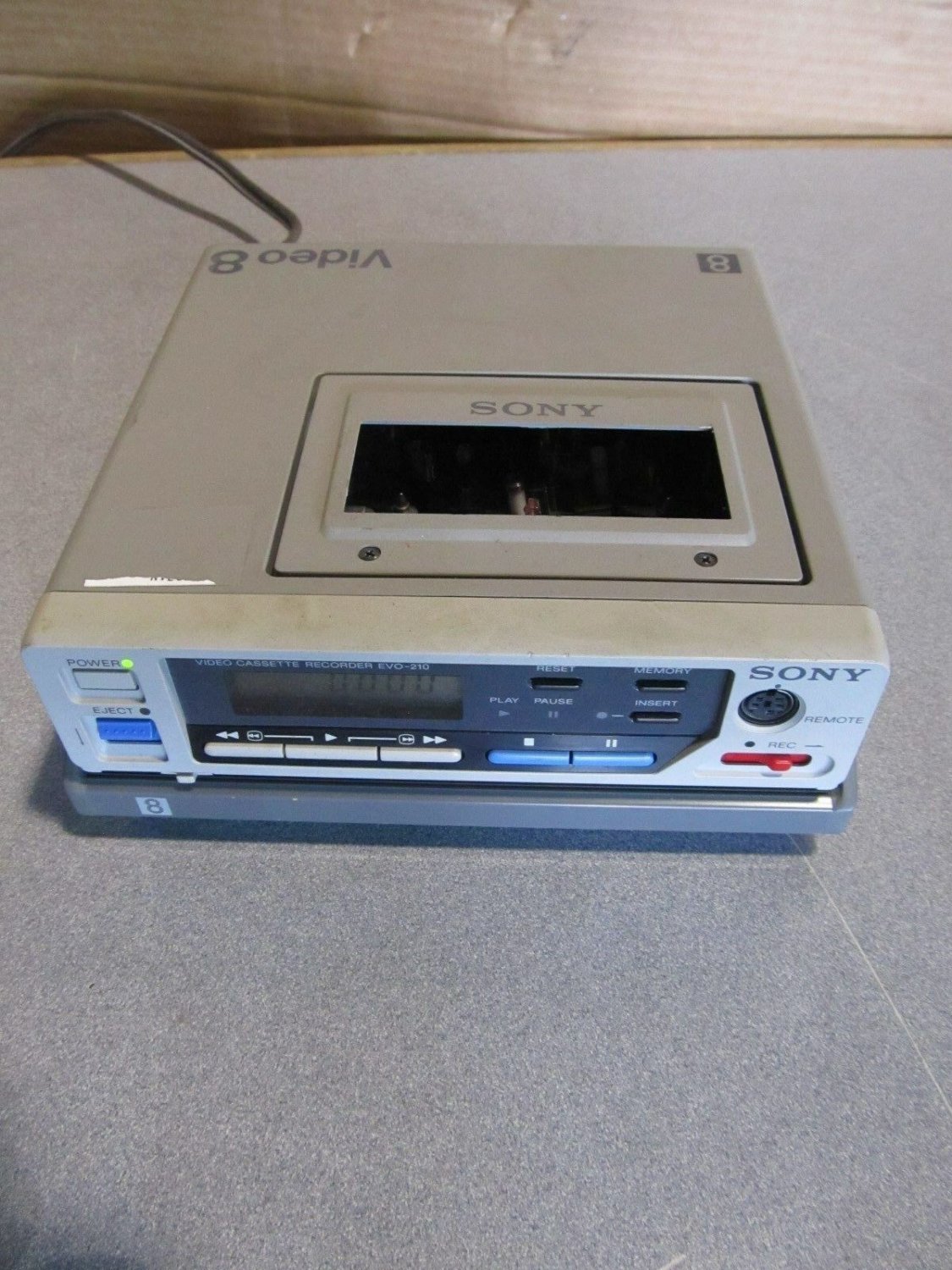 OEM sony video cassette recorder model EVO-video 8