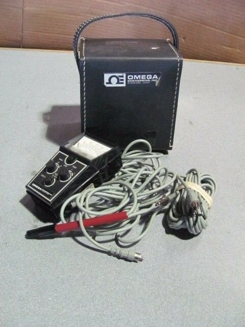 OEM OMEGA TEMPERATURE ANALOG METER W/ PROBES T-151