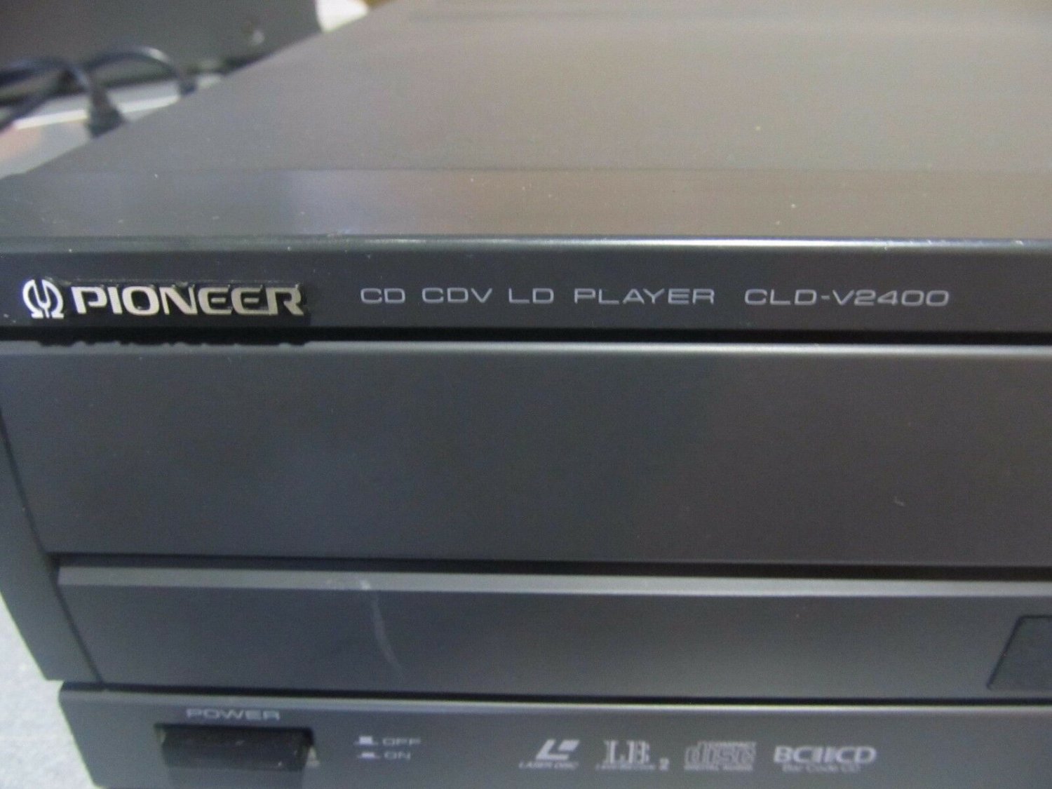 OEM Pioneer CLD-V2400 CD CDV LD Player LaserDisc With 5 disc