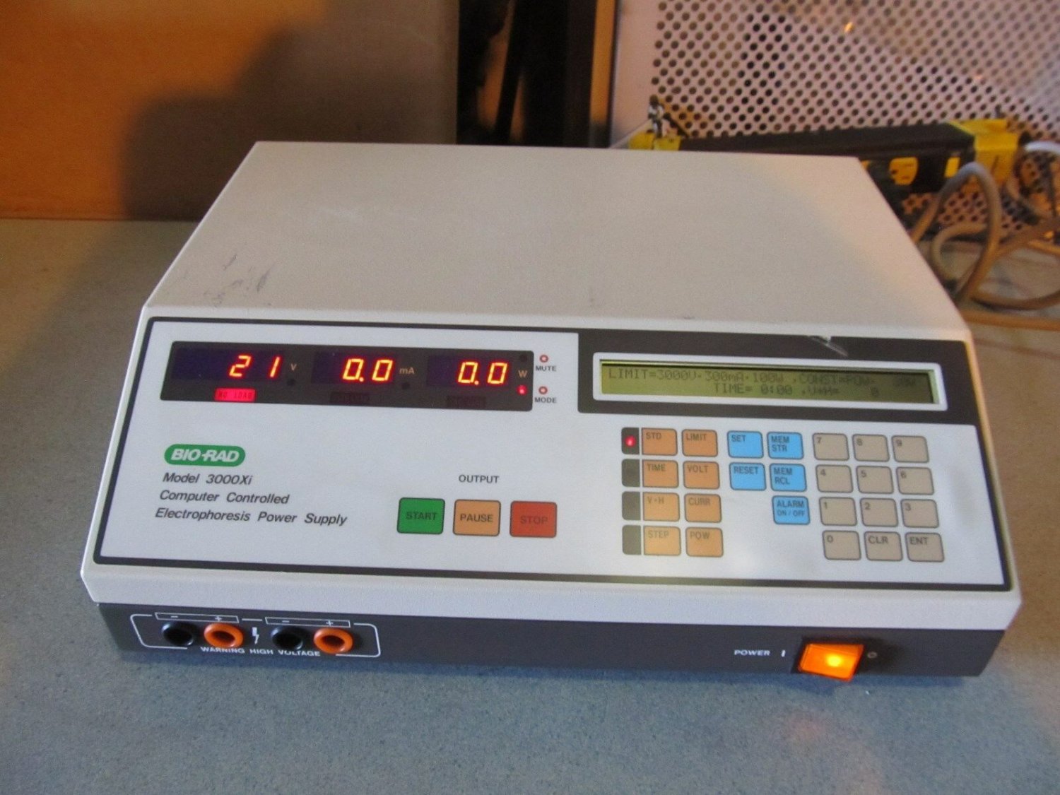 OEM bio-rad model-3000xi computer controlled electrophoresis power supply