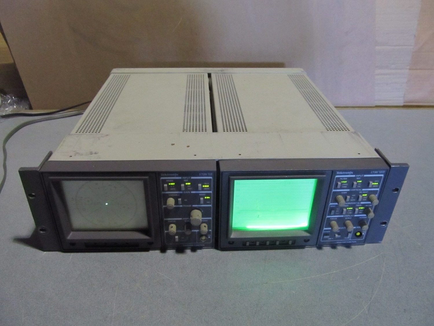 OEM teknonix 1720 vector scope & 1730 wave monitor