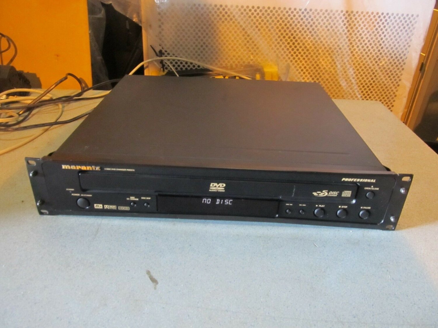 OEM marantz 5 Disc DVD Changer model PMD970/UIB "No remote"