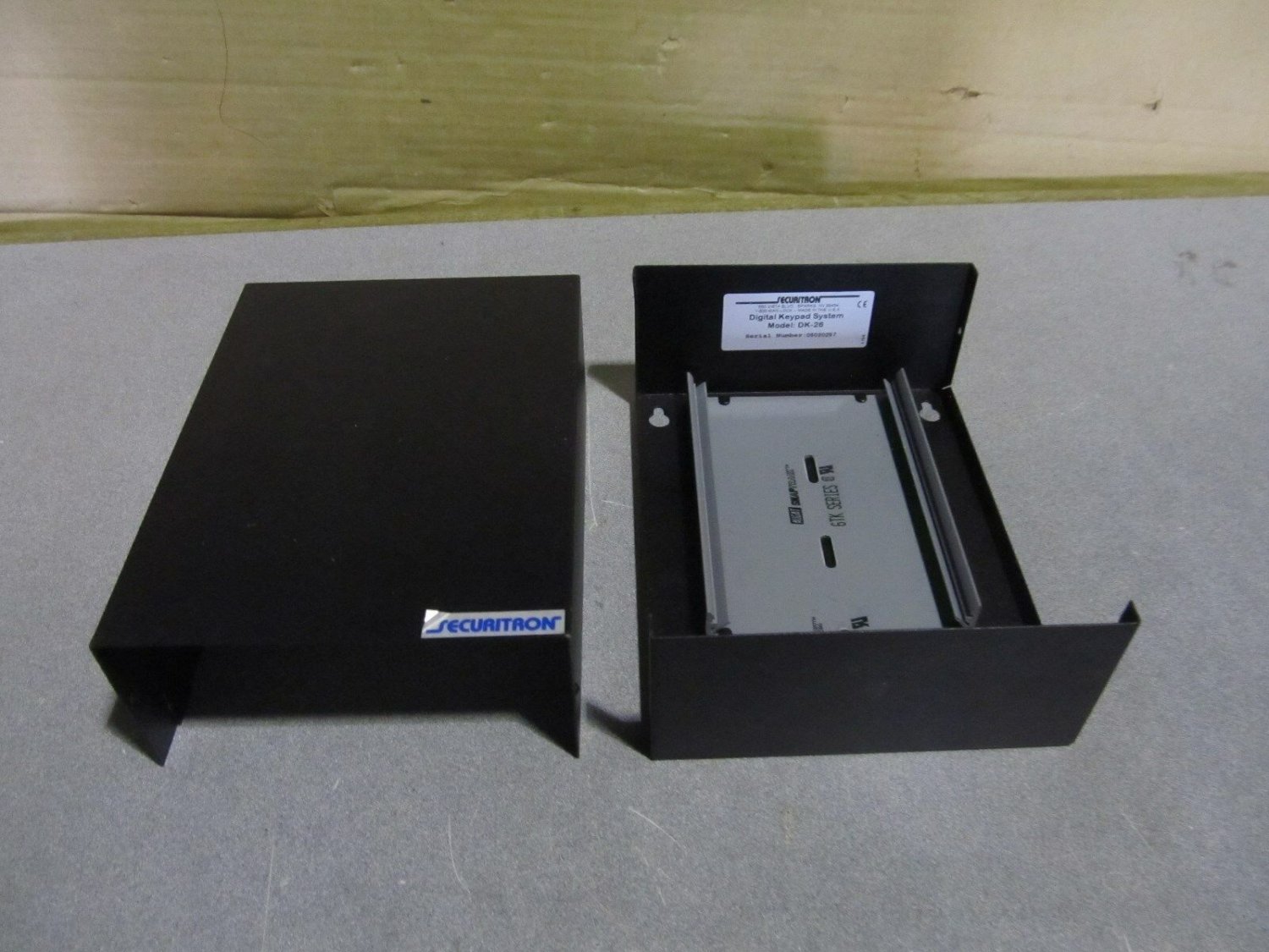OEM securitron digital keypad system rack  model DK-26