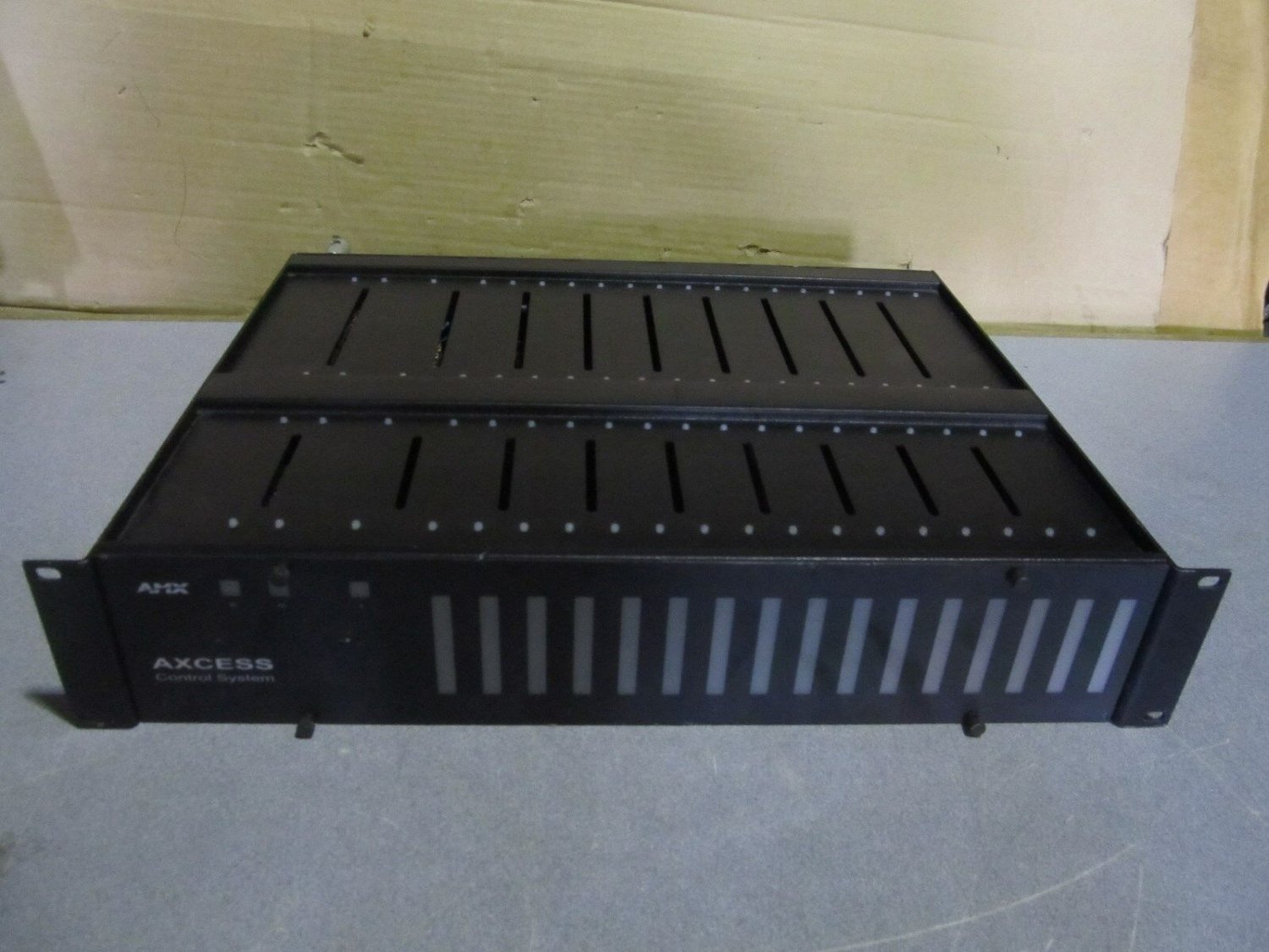 AMX axcess control system model- AXF-BP