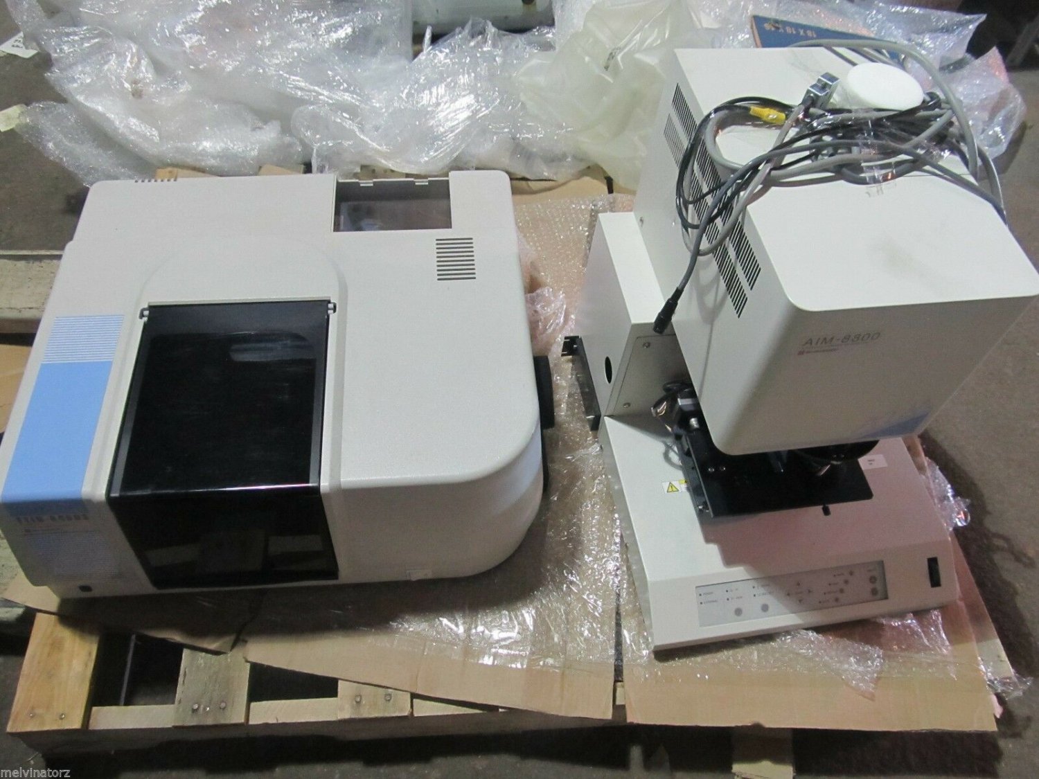 OEM SHIMADZU AIM-8800 INFRARED MICROSCOPE & FTIR 8400S SPECTROPHOTOMETER