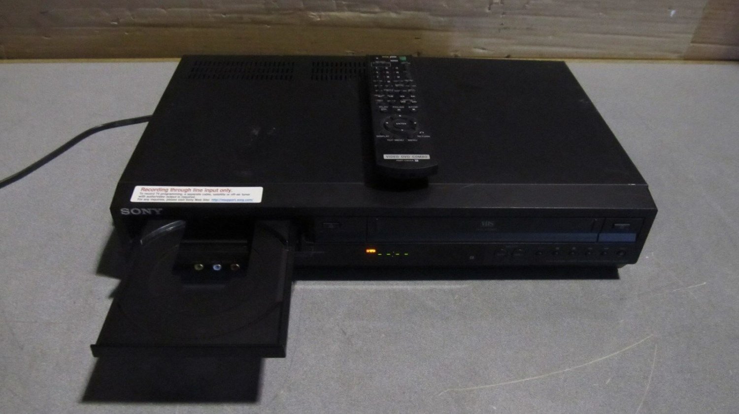 OEM sony DVD player/ video cassette recorder model SLV-D380P