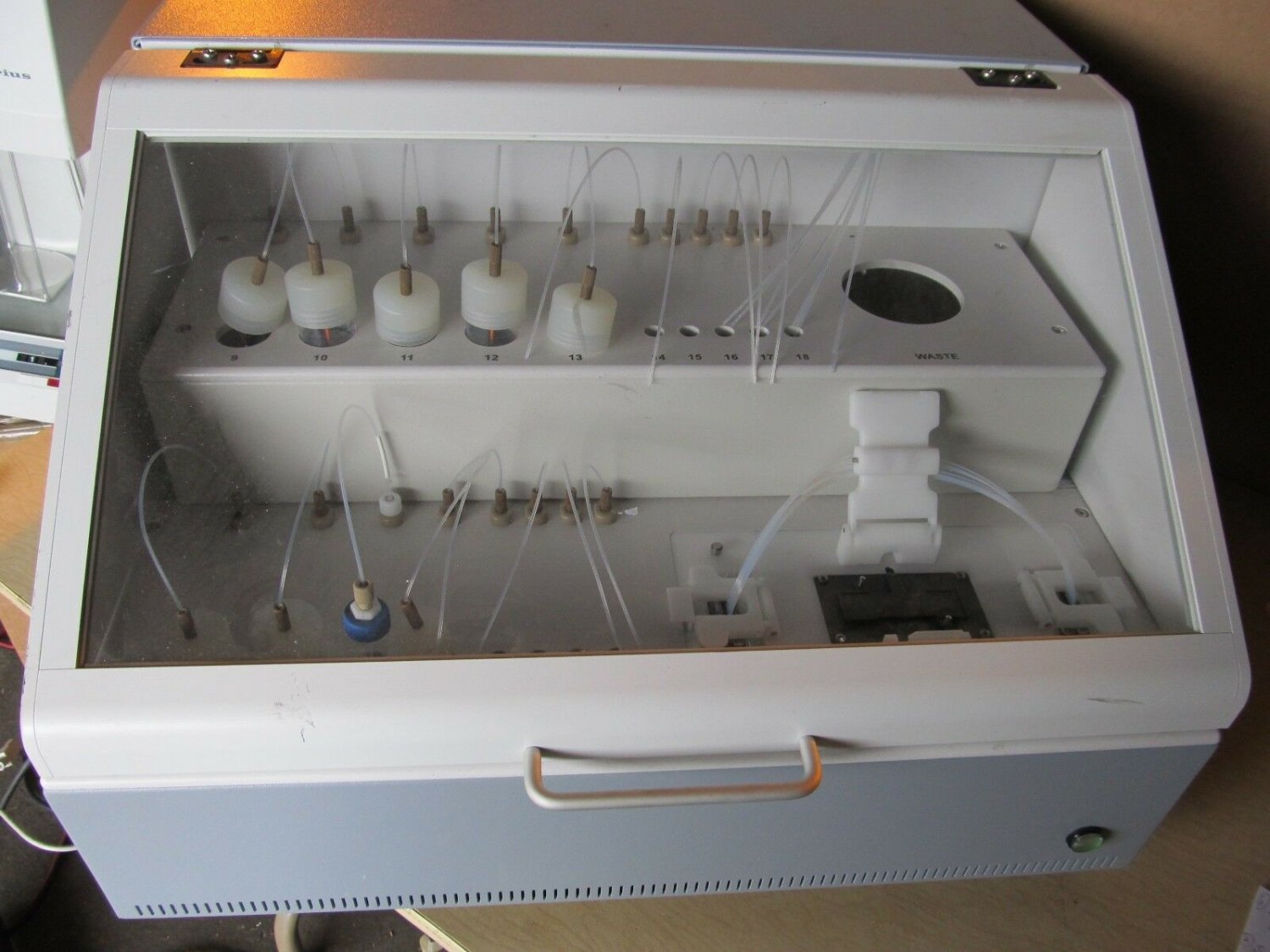 Illumina Cluster Station for Genome Analyzer Ref: 408 P/N: 1001593