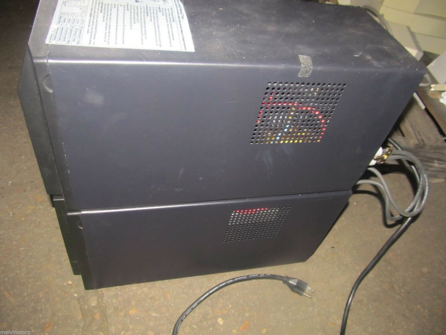 APC Smart-UPS SU1400 SU 1400 SU1400BX120 120V 50/60Hz 12A 950W Battery Backup