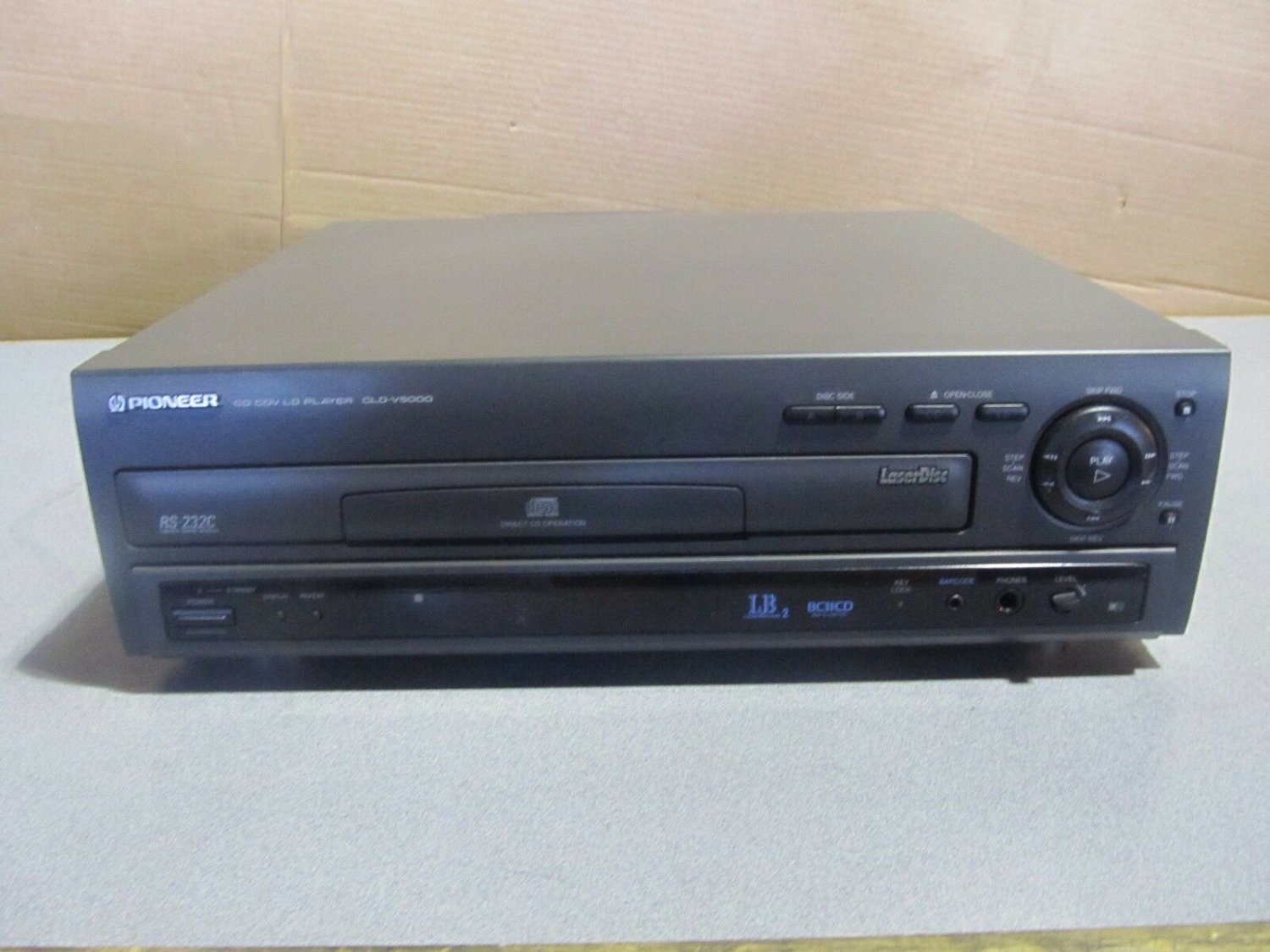 OEM  Pioneer CLD-V5000 CD CDV LD LaserDisc Player CLD V5000  Made in Japan