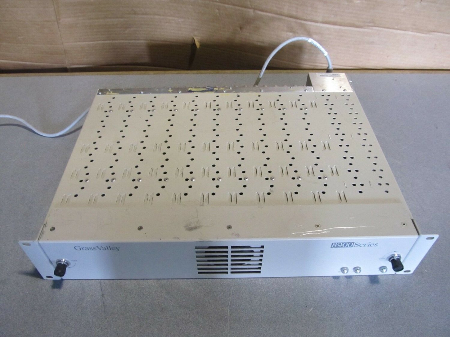 OEM grass valley group switch 8900 Series w/10 Card Delay 8504 & 1 Card 2XS12465