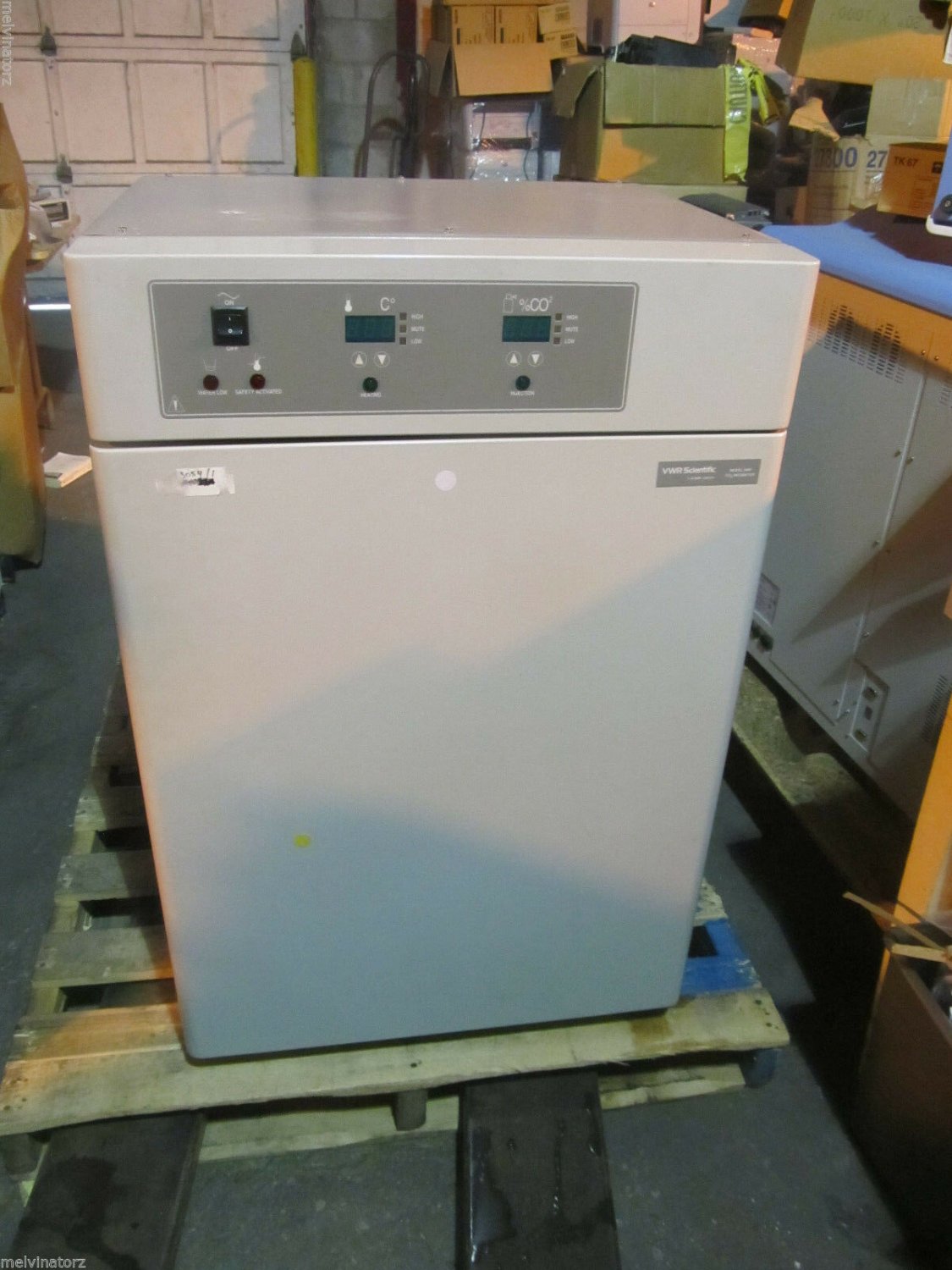 Genuine Sheldon VWR Scienntific CO2 Incubator 2400 2400MP working unit
