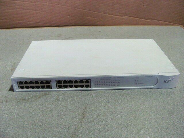 3Com  SuperStack3 MM (3C16988A) 24-Ports Rack-Mountable Switch Managed stackable