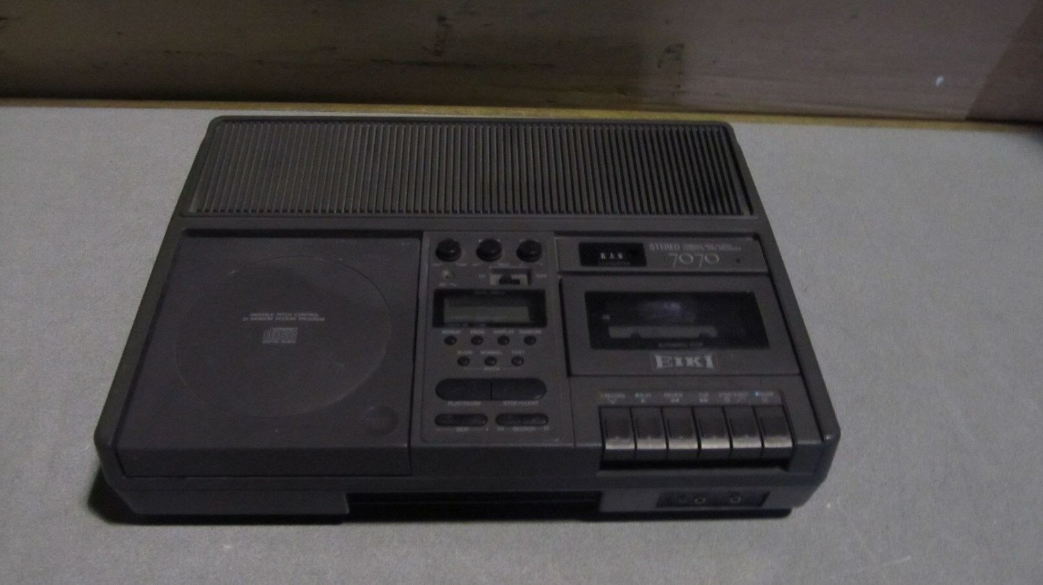 OEM eiki stereo compact disc player & cassette tape recorder model no.7070A