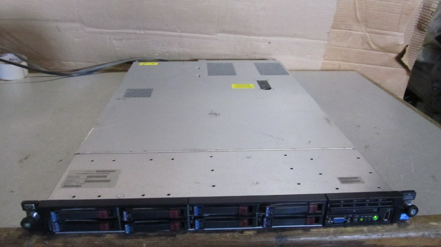 HP proliant DL360 server