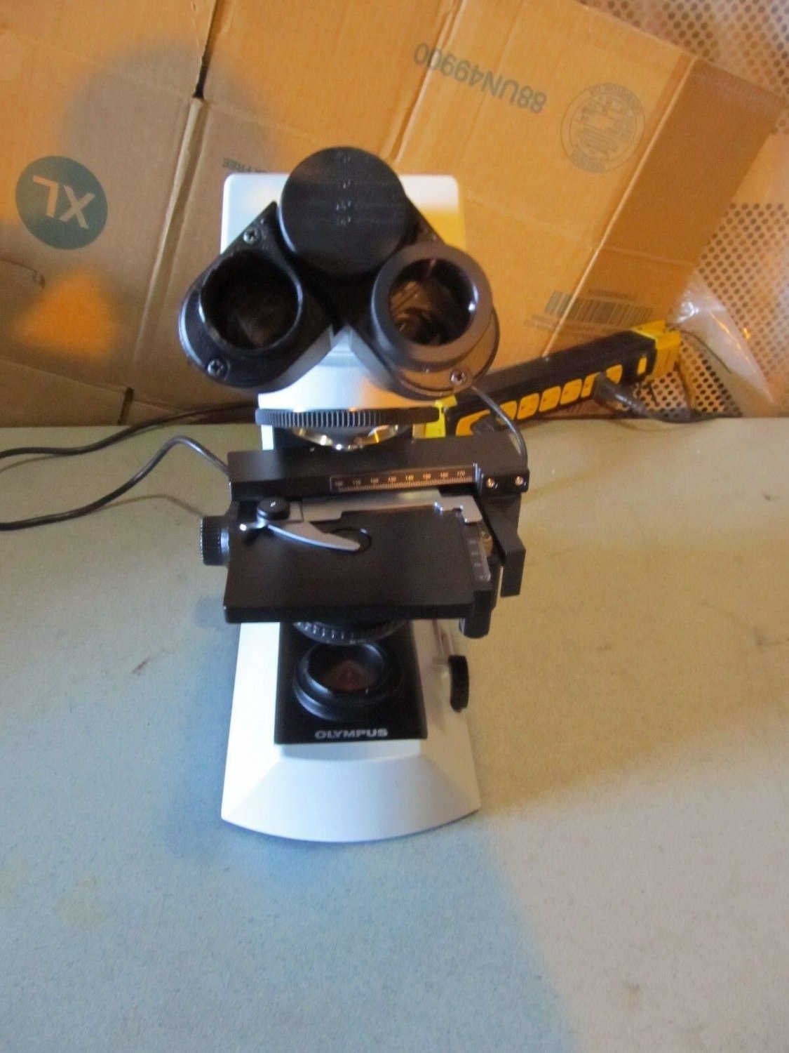 OEM olympus CX21 microscope model- CX21FS1 (no objective lens)