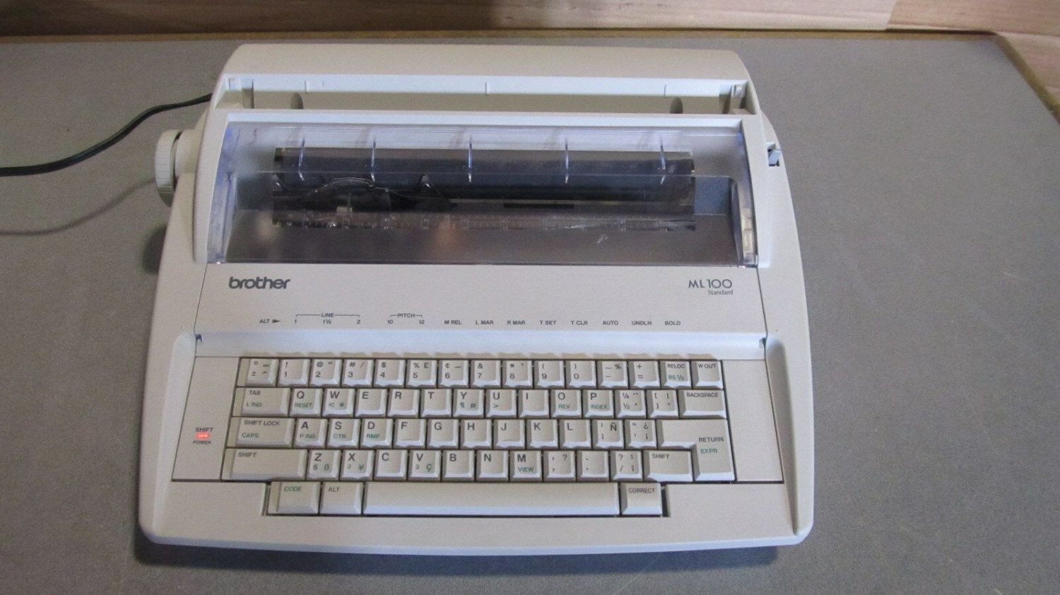 OEM brother ML100 electric typewriter " for parts or repair"