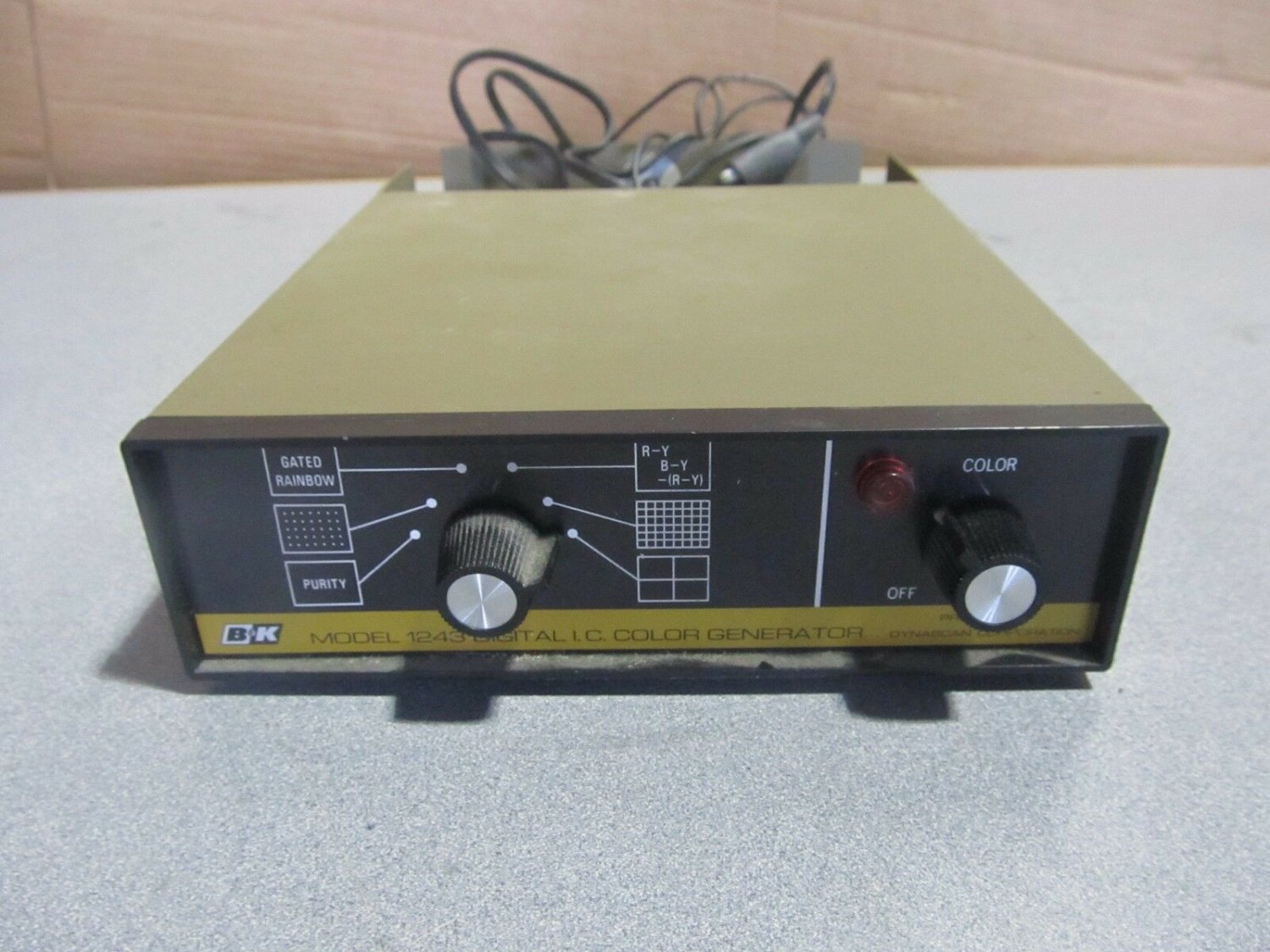B&K Precision 1243 Digital I.C. IC Color Generator Free Shipping