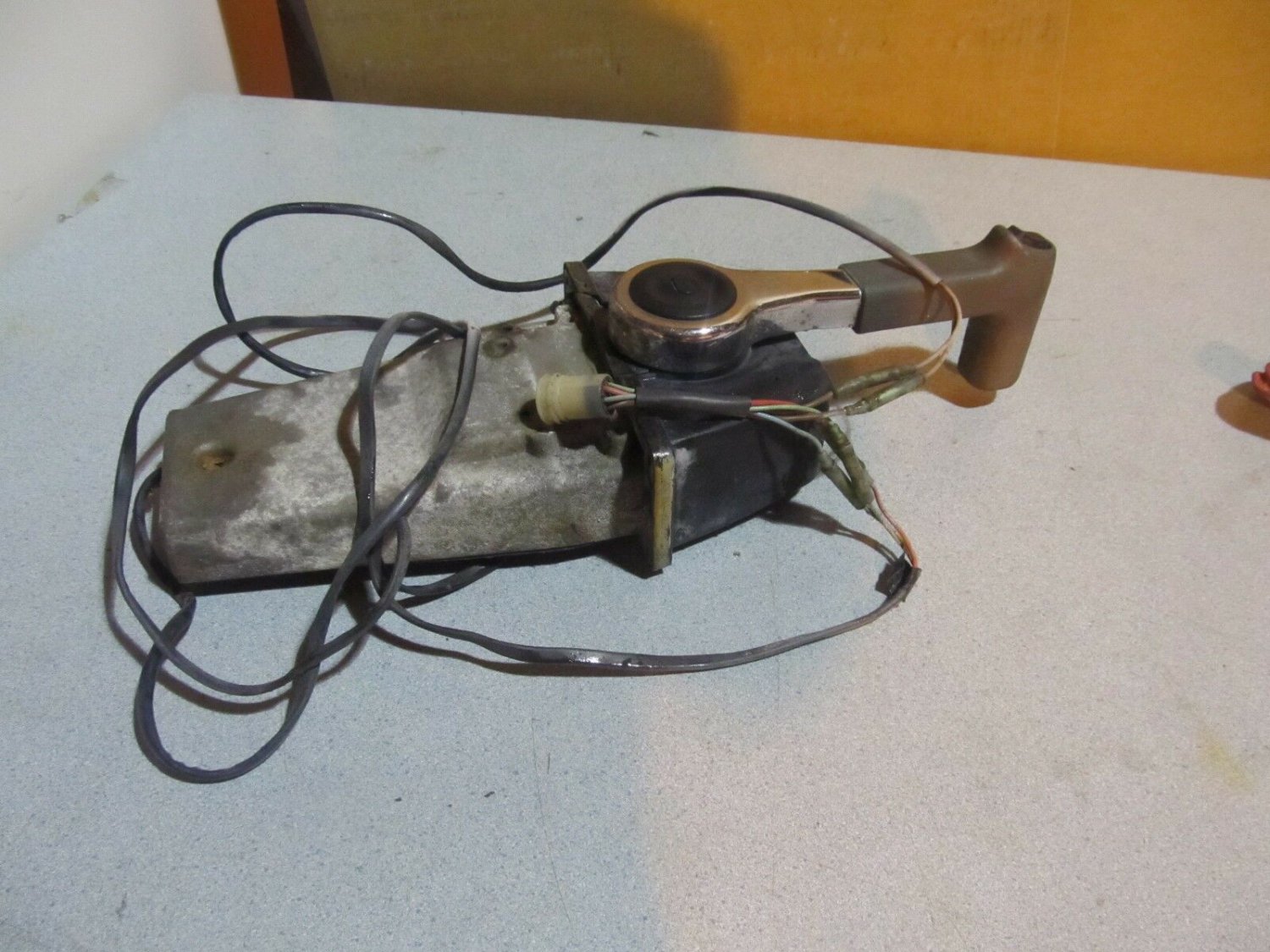 OEM Yamaha Binnacle Top Console Mount Remote Control Shifter 704 48205-B1-00