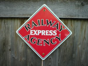 RAILWAY EXPRESS AGENCY PORCELAIN-COATED RAILROAD SIGN S