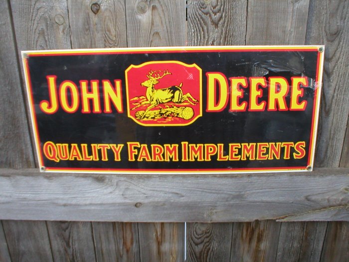 JOHN DEERE QUALITY FARM IMPLEMENTS SIGN METAL ADV SIGNS J