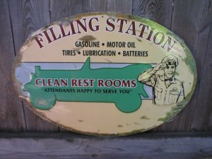 FILLING STATION CLEAN REST ROOMS TIN SIGN