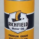 Richfield Yellow 32 Fluid Oz. Metal Oil Can Richfield Yellow 32 Fluid Oz. Metal Oil Can