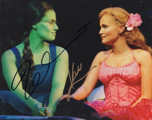 IDINA MENZEL KRISTIN CHENOWETH SIGNED PHOTO 8X10 RP AUTOGRAPHED WICKED
