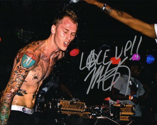MACHINE GUN KELLY SIGNED POSTER PHOTO 8X10 RP AUTOGRAPHED LACE UP