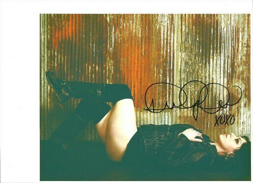 Danielle Colby Cushman Signed Photo 8x10 Rp Autographed American Pickers 