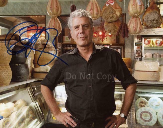 ANTHONY BOURDAIN SIGNED PHOTO 8X10 RP AUTOGRAPHED PICTURE