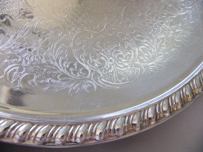 Round SILVERPLATE SERVING TRAY Leonard Silver Co