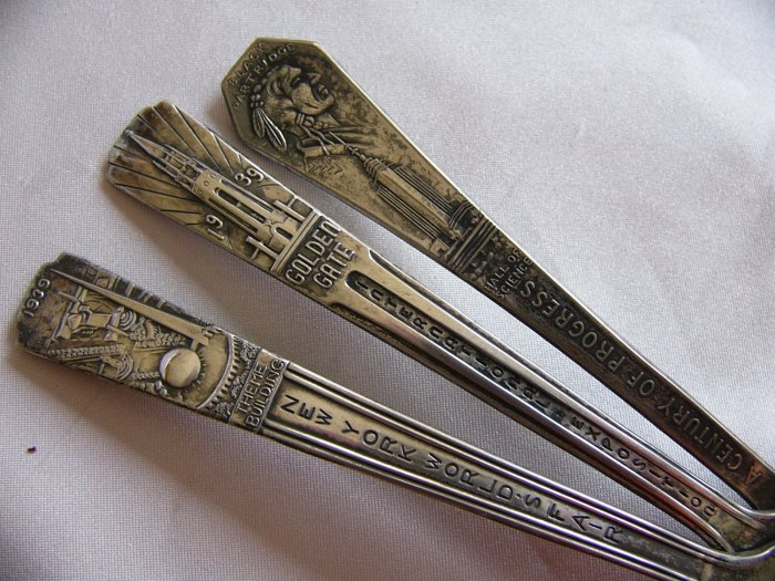 Silverplate SOUVENIR Spoons NEW YORK WORLD'S FAIR GOLDEN GATE FORT