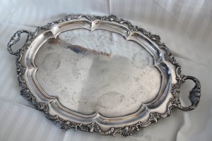 Cheltenham Co Large English Silver Plated Serving Tray