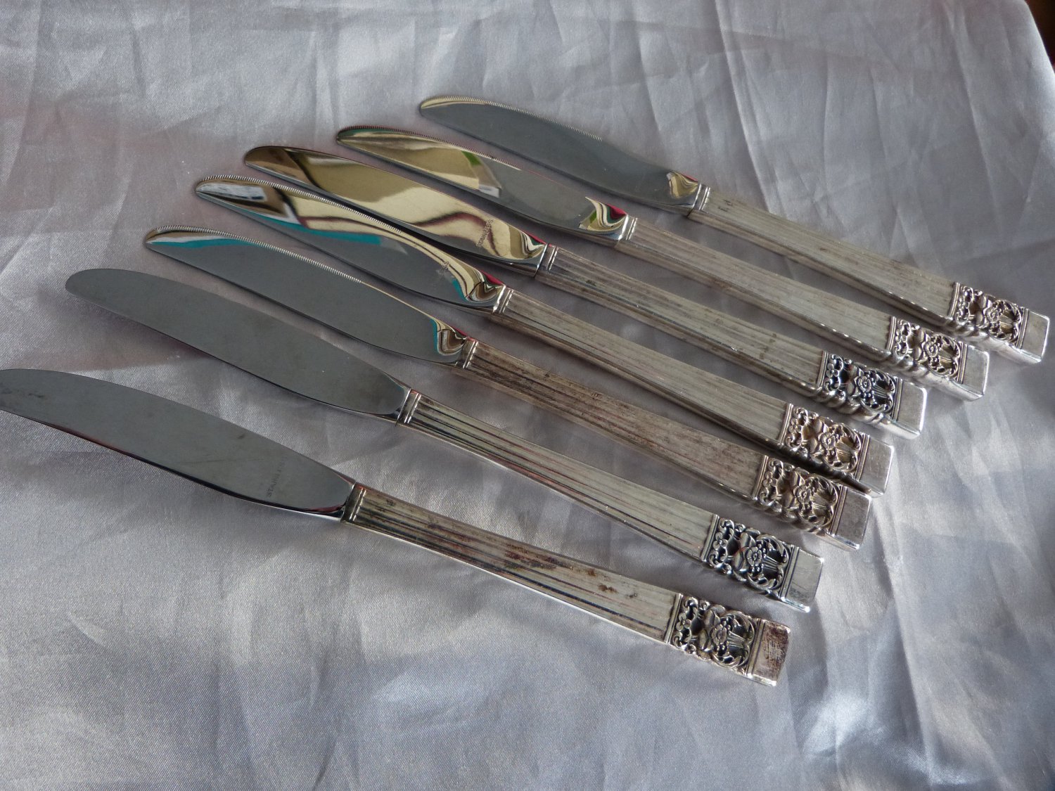 CORONATION Clearance Silver Plate Flatware by ONEIDA Teaspoons Grill