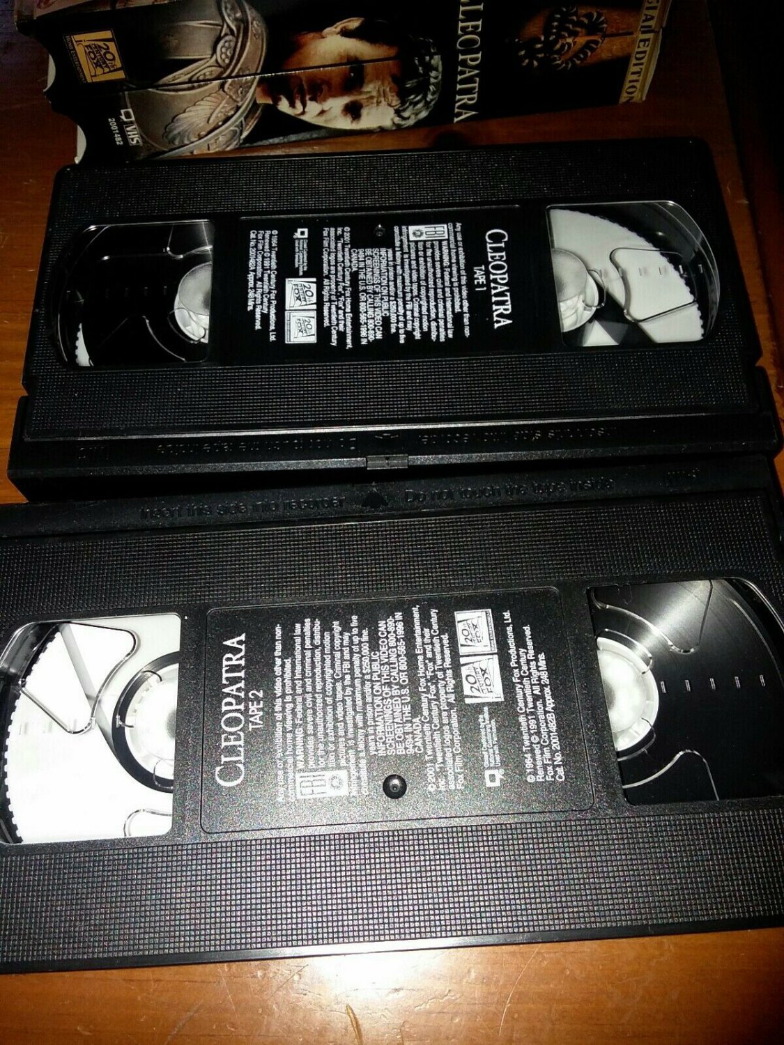 Cleopatra (VHS, 2001, 2Tape Set, Special Edition) Elizabeth Taylor, Burton