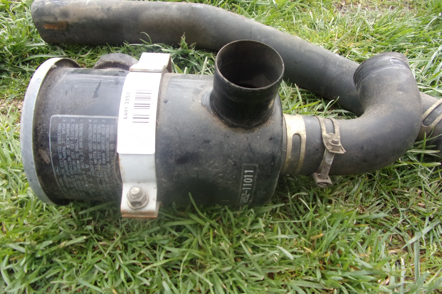 Kubota G6200 Air Cleaner Assembly