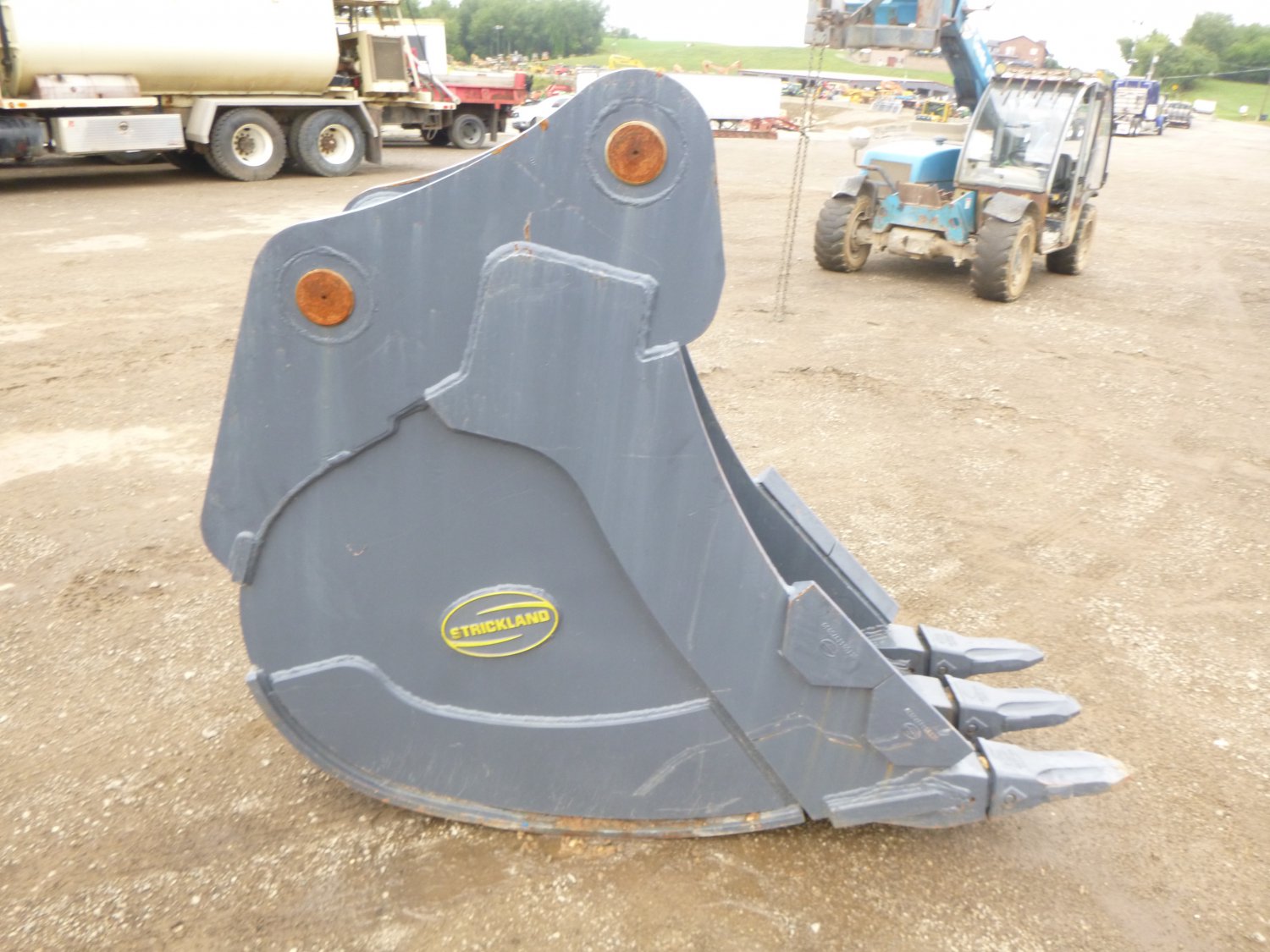 Strickland 24 Inch HD Excavator Bucket