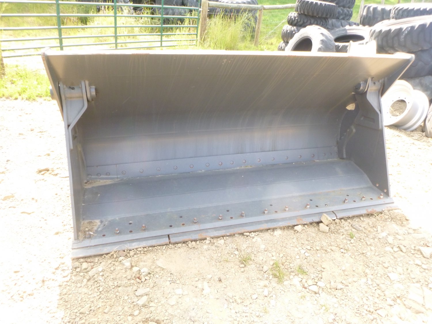 TAG 4 in 1 JRB Wheel Loader Bucket