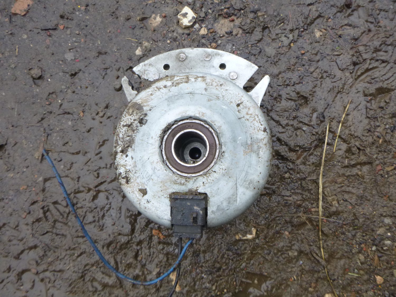 John Deere STX38 Electric PTO Clutch