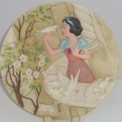Disney Store Snow White Collector Plate Bird One Song Seven Dwarfs LE 5000 Disney Store Snow White Collector Plate Bird One Song Seven Dwarfs LE 5000
