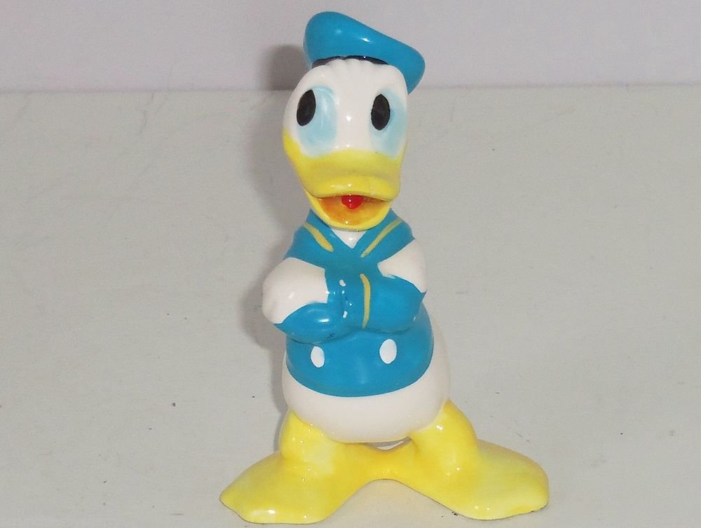 Walt Disney Productions Donald Duck Ceramic Figurine Vintage Japan