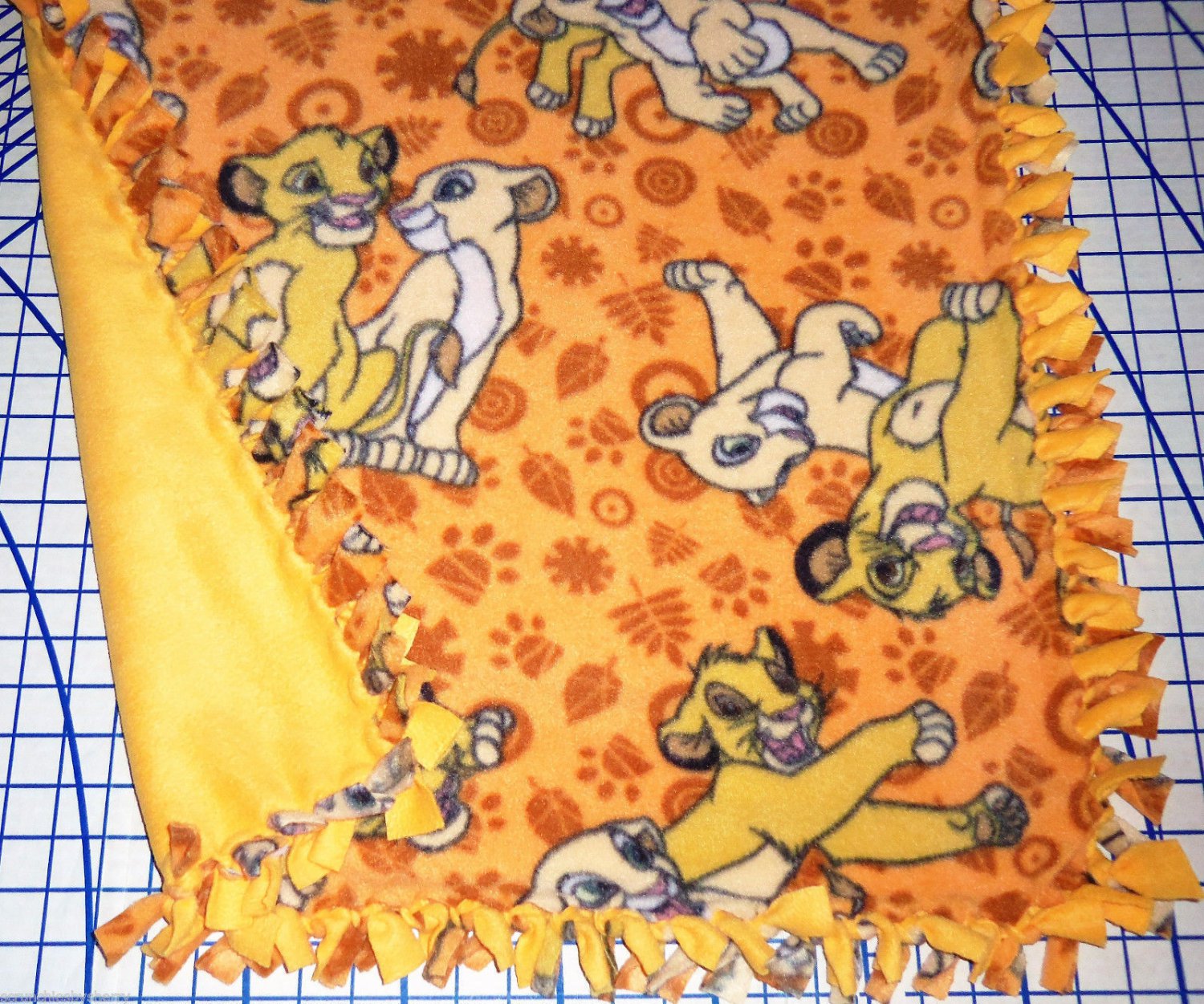 Disney Simba Fleece Baby Blanket Pet Lap 24" x 30" The Lion King