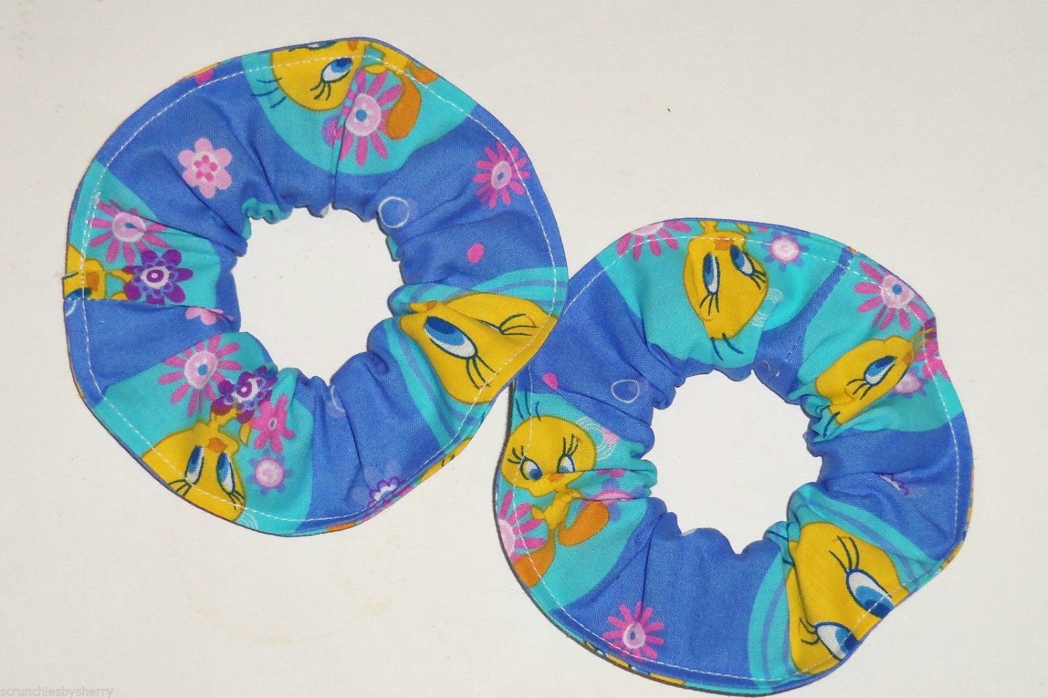 Looney Tunes Tweety Bird Blue Circles Mini Hair Scrunchie Scrunchies By