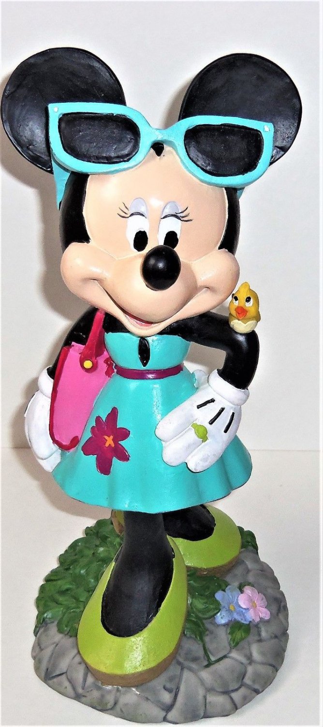 minnie garden statue