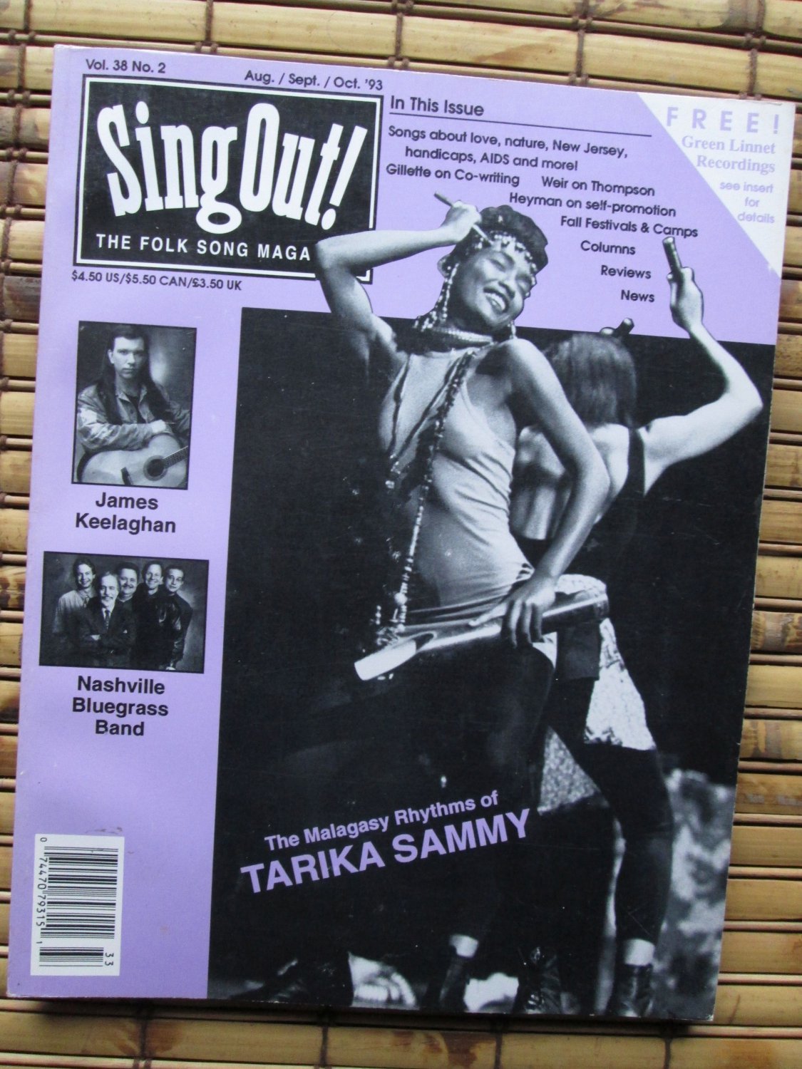 Sing Out! The Folk Song Magazine Vol. 38 No. 2 Aug./Sept./Oct. '93 Sing Out Corporation 1993