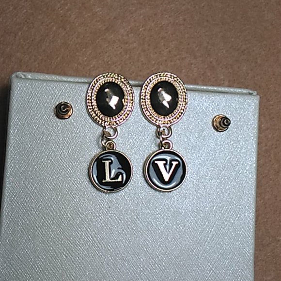 are-lv-earrings-real-goldie-semashow