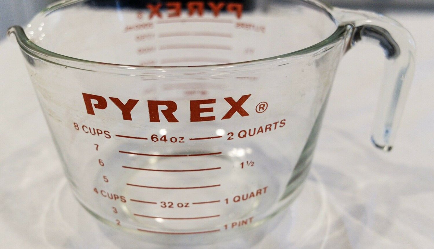 PYREX Glass Measuring Cup # 564 64 Oz. 8 Cup 2 Quart 2 Liter Mixing Bowl