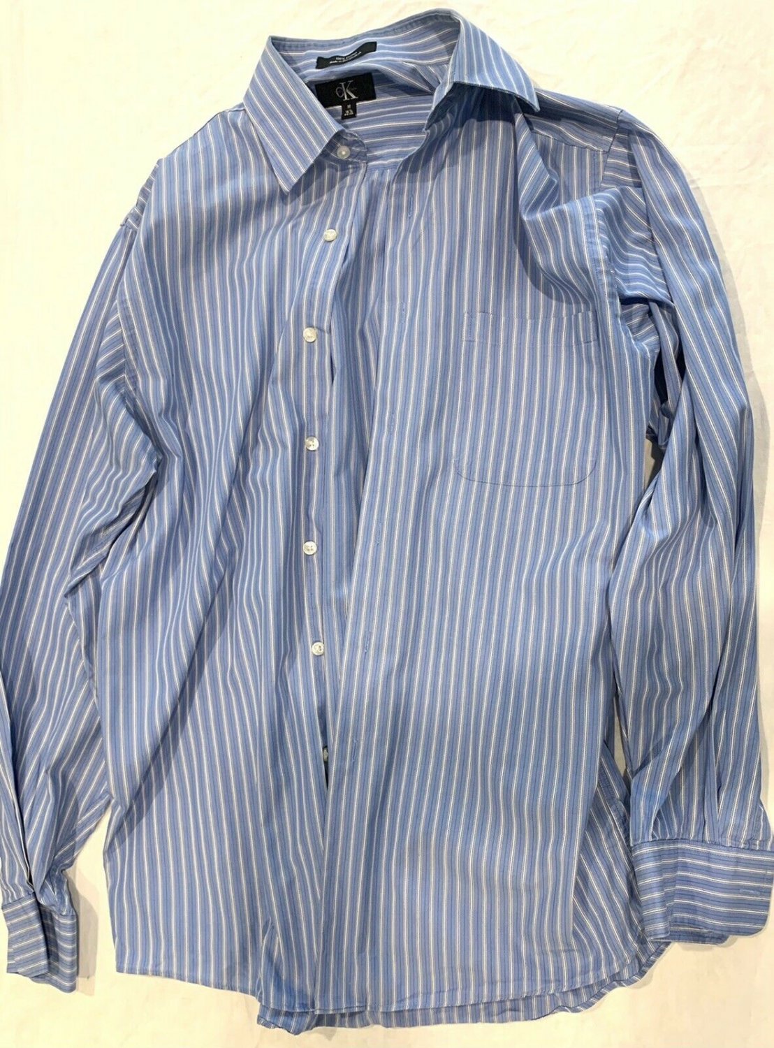 6 Men’s Long Sleeve Buttoned Down Dress Shirts (15.5” x 34/35”)